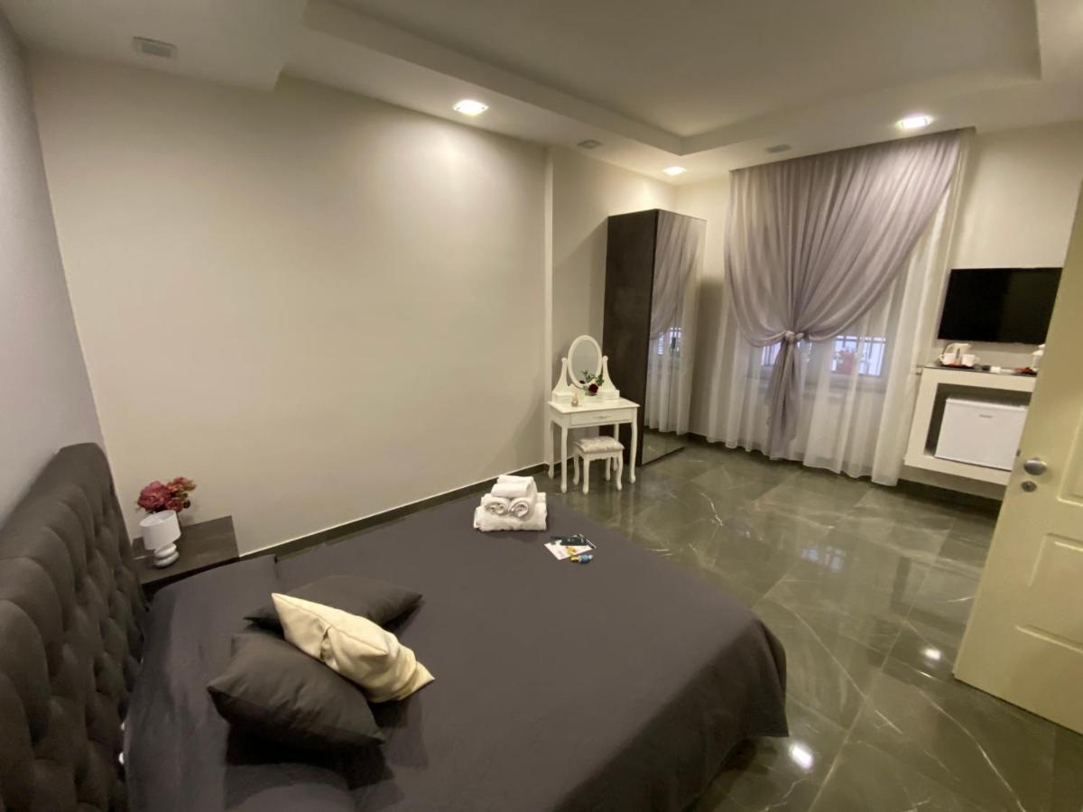 Porto Rooms&suite 2* Napoli