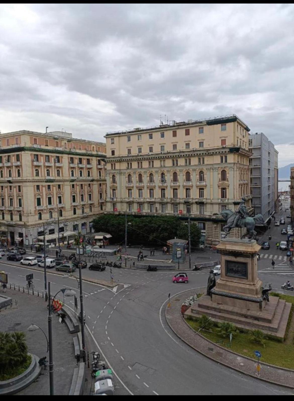 Porto Rooms&suite 2* Napoli