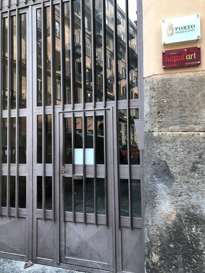 Porto Rooms&suite Bed & Breakfast Napoli